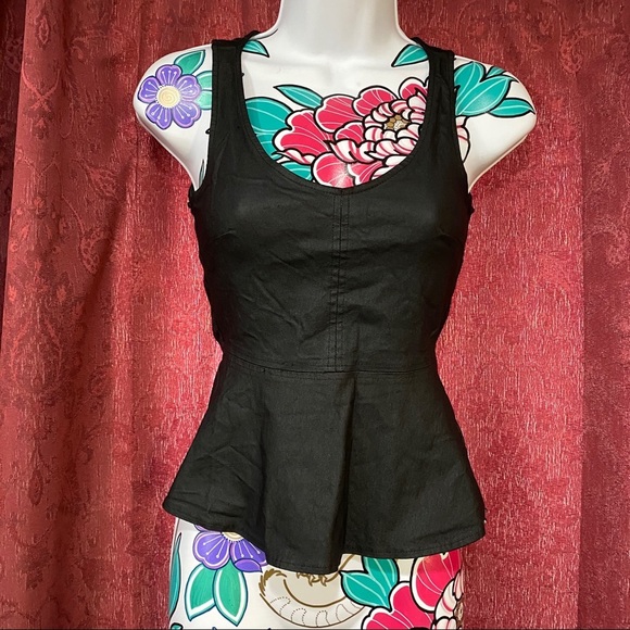 GUESS Black Flare Waist Tank - Picture 1 of 4